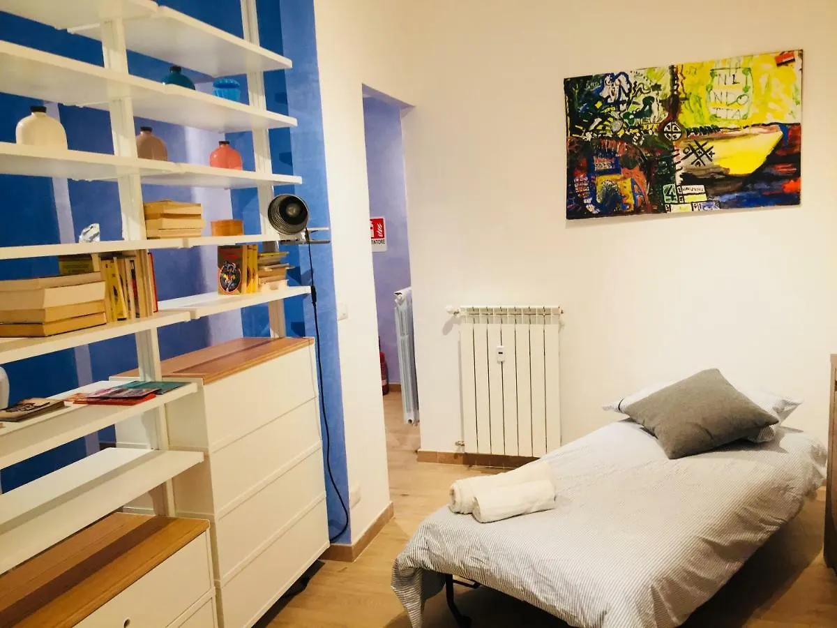 The Blue Strawberry House In San Giovanni Roma